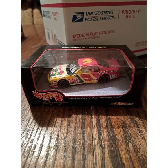 Vintage 98 Hot Wheels Terry Labonte Kelloggs Corn Flakes Die Cast Nascar Car - Picture 2 of 7